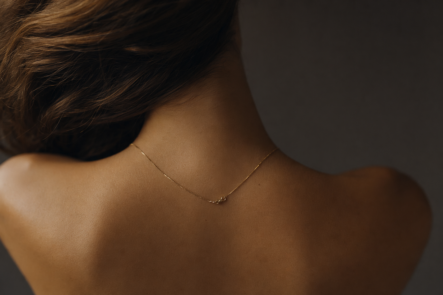 Altin Dokunus hero - handcrafted Turkish gold pieces